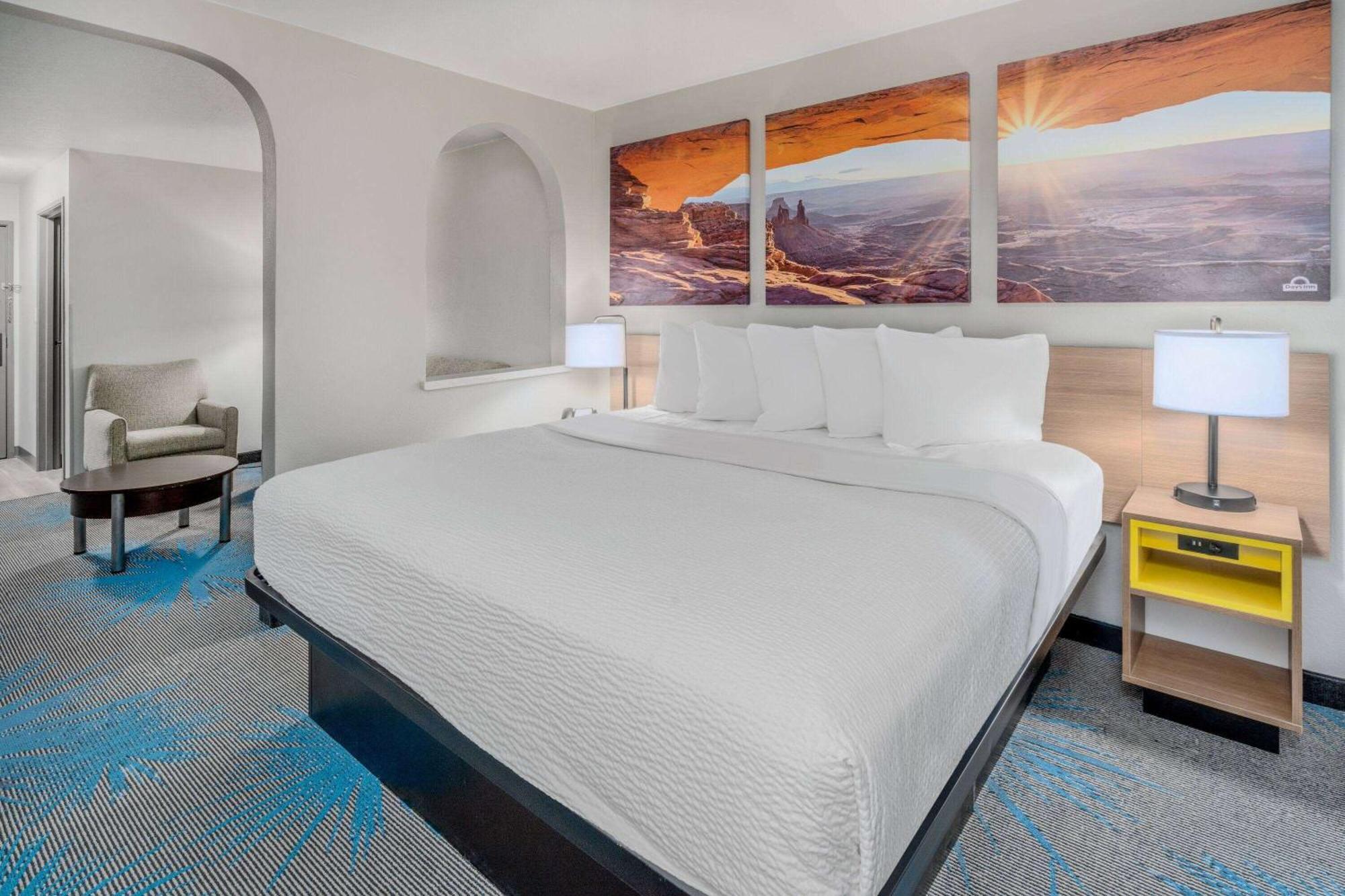 Days Inn By Wyndham Los Lunas Esterno foto