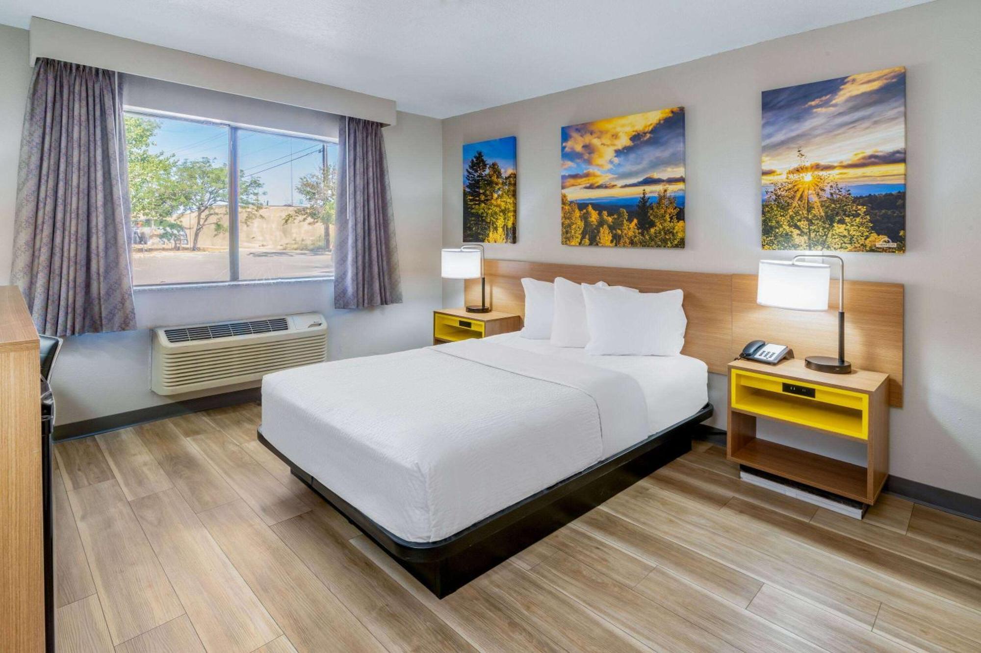 Days Inn By Wyndham Los Lunas Esterno foto