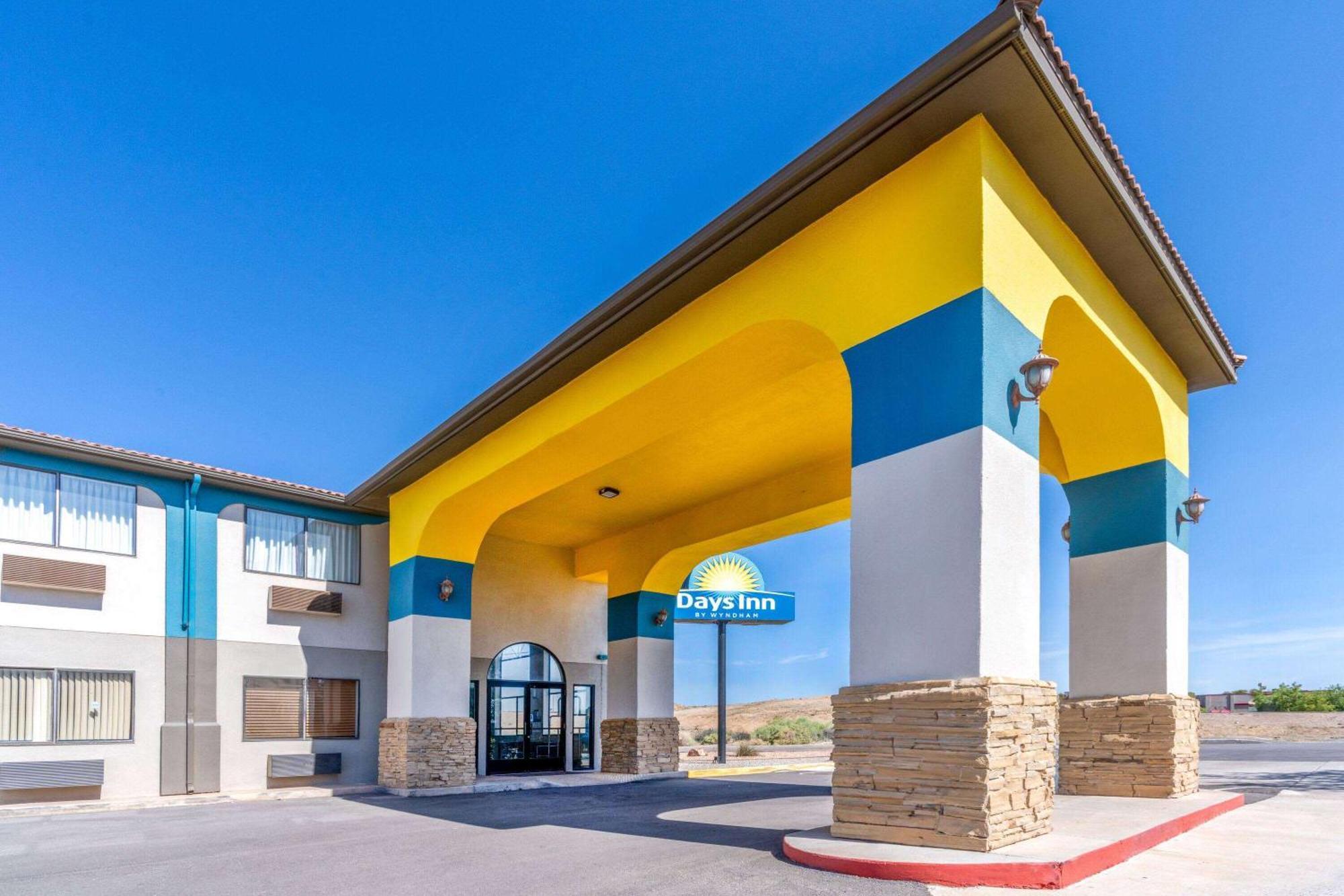 Days Inn By Wyndham Los Lunas Esterno foto